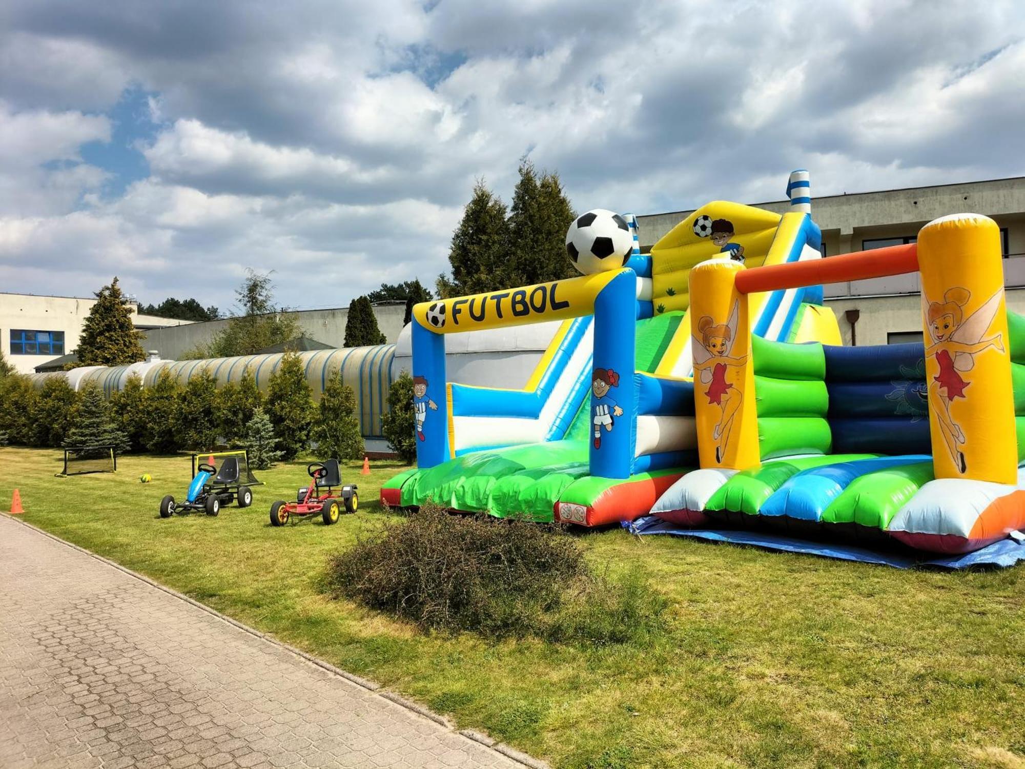 Hotel Wodnik スウォク エクステリア 写真