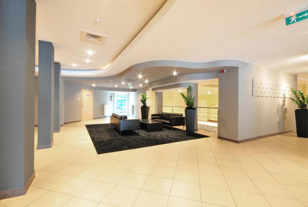 Hotel Wodnik スウォク エクステリア 写真