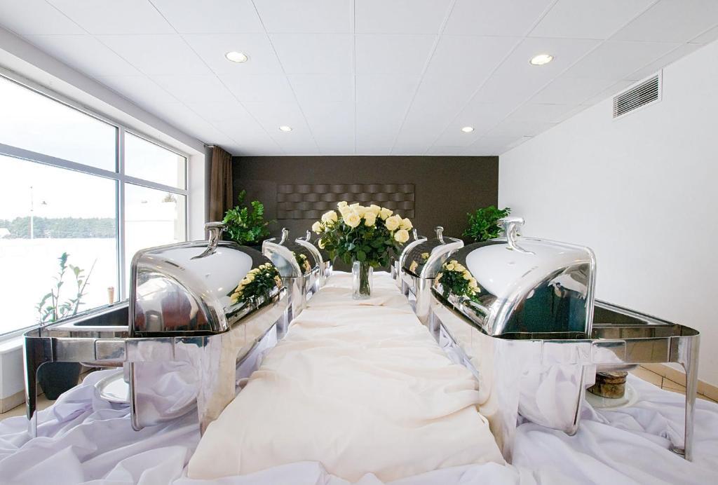 Hotel Wodnik スウォク エクステリア 写真
